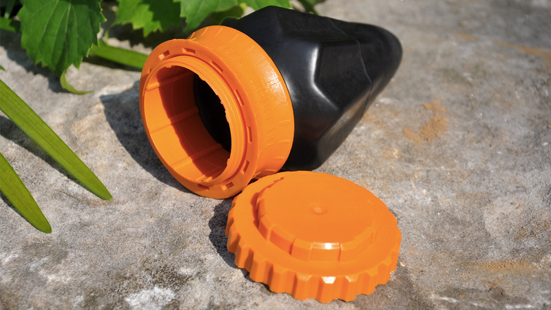 Illustration for article titled A Collapsible Rubber Cone Lets This Tiny Slingshot Hide In Your Pocket